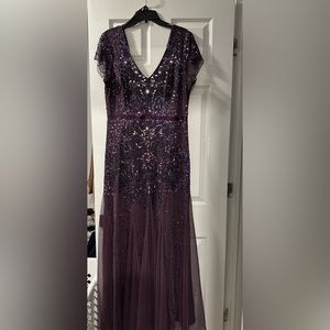 Brand New Adrianna Papell Evening Gown size 10